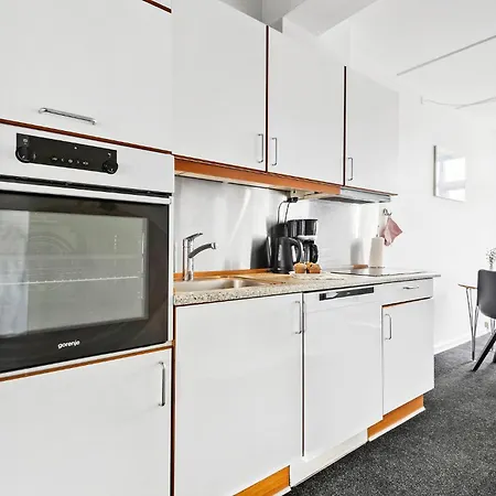Apartment Fan Bad, Lejl, 51